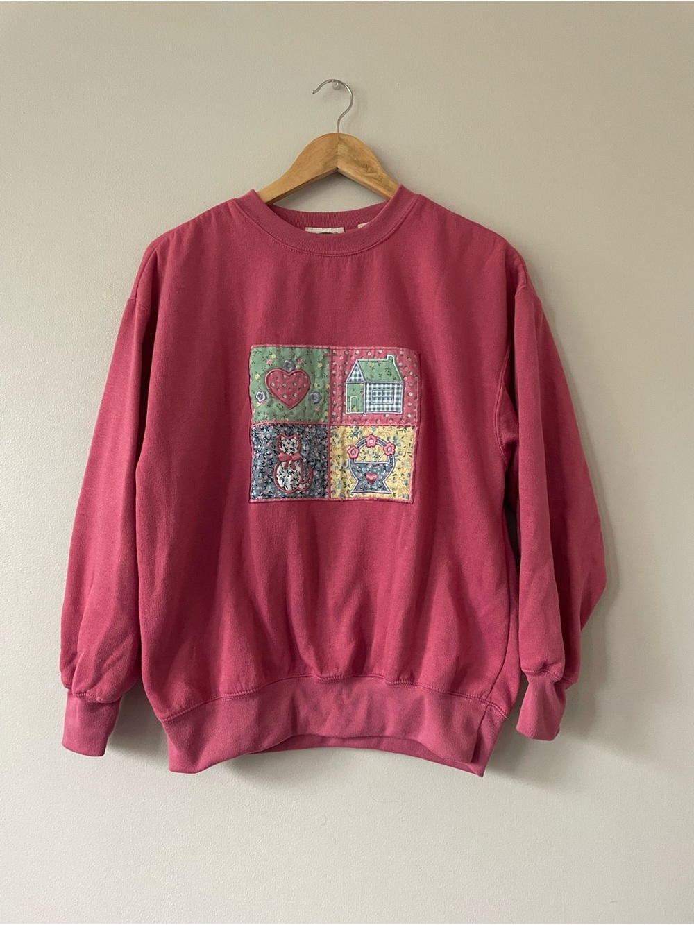 Vintage Rose Pink Pullover Sweatshirt with Patchwork Motif